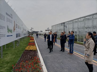 磐安縣副縣長董宇一行來潯考察南潯區果蔬高新科技孵化園